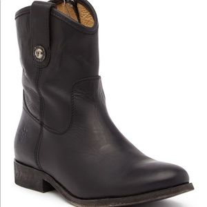 Frye Melissa button short boots